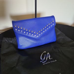 Grace Adele clutch with shoulder strap blue